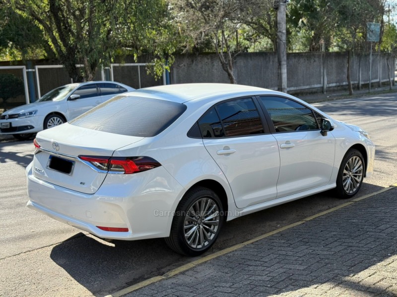 COROLLA 2.0 XEI 16V FLEX 4P AUTOMÁTICO - 2024 - PAROBé