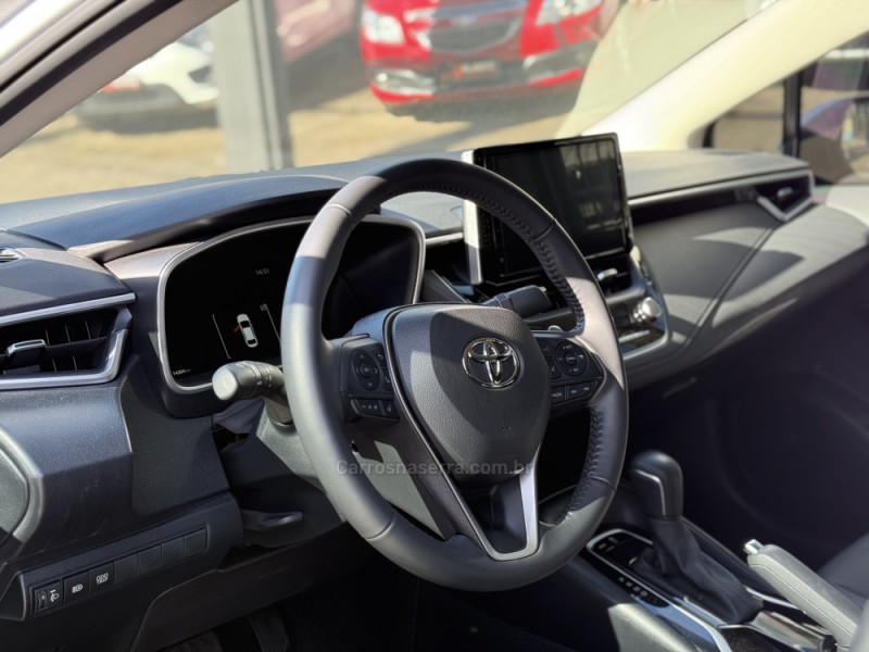 COROLLA 2.0 XEI 16V FLEX 4P AUTOMÁTICO - 2024 - PAROBé