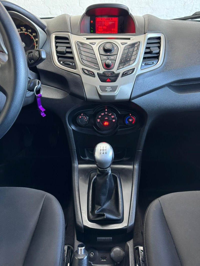 FIESTA 1.6 SE HATCH 16V FLEX 4P MANUAL - 2012 - CAXIAS DO SUL