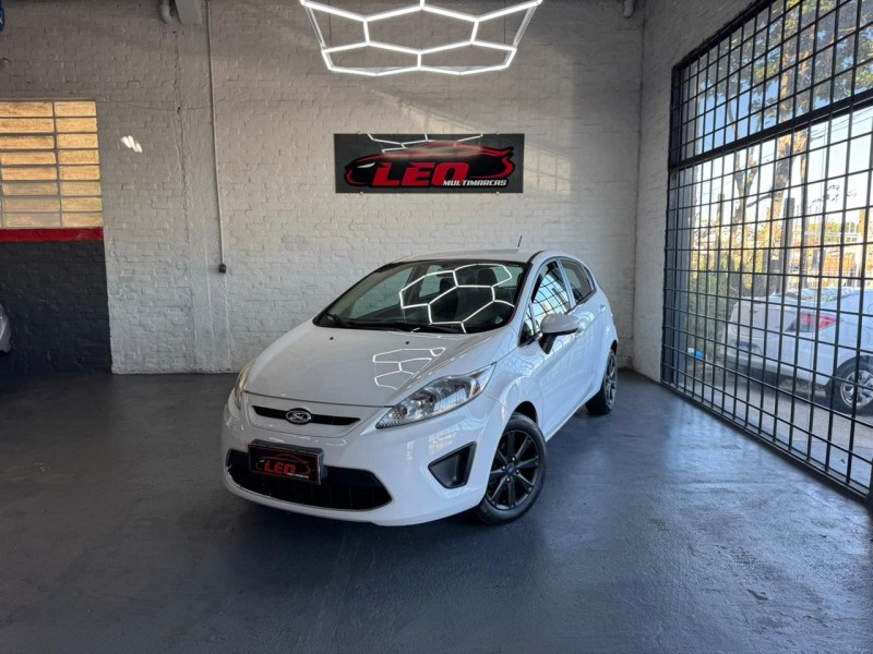 fiesta 1.6 se hatch 16v flex 4p manual 2012 caxias do sul
