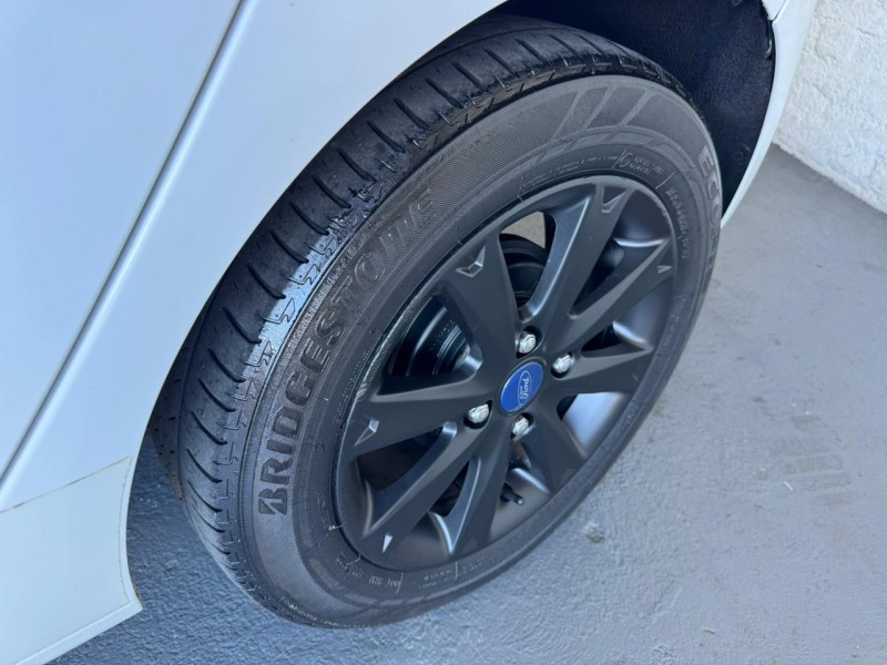 FIESTA 1.6 SE HATCH 16V FLEX 4P MANUAL - 2012 - CAXIAS DO SUL