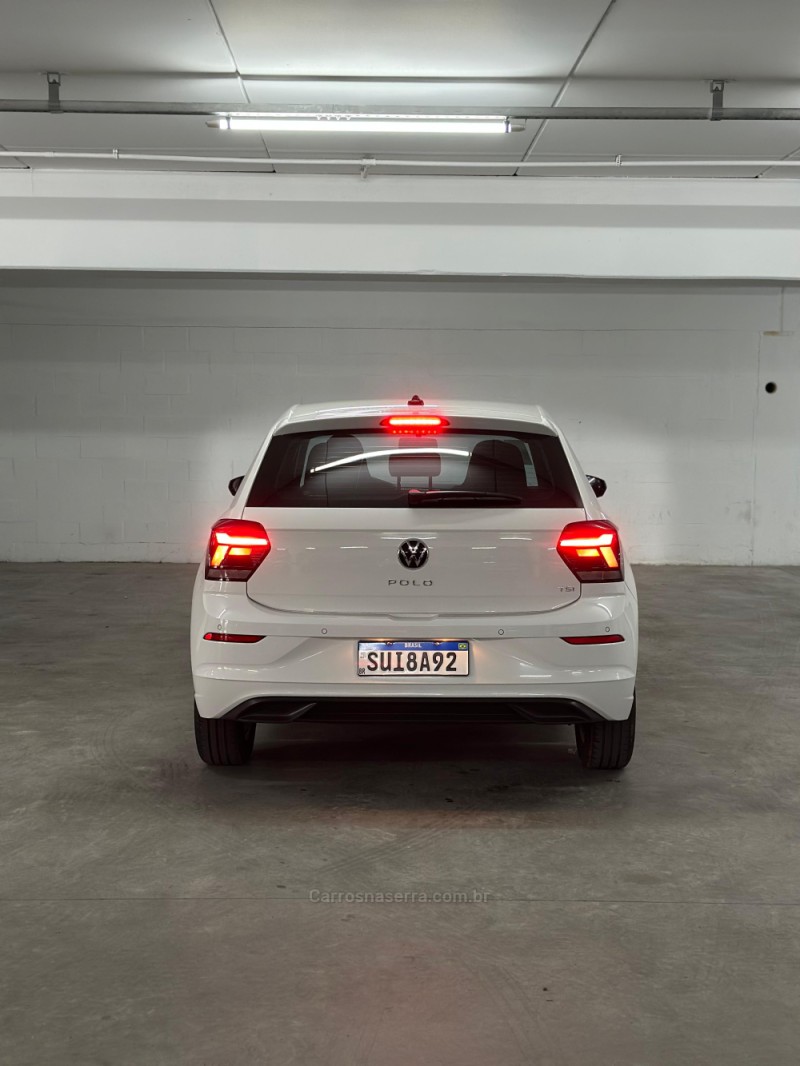 POLO 1.0 TSI COMFORTLINE 12V FLEX 4P AUTOMÁTICO - 2024 - CAXIAS DO SUL