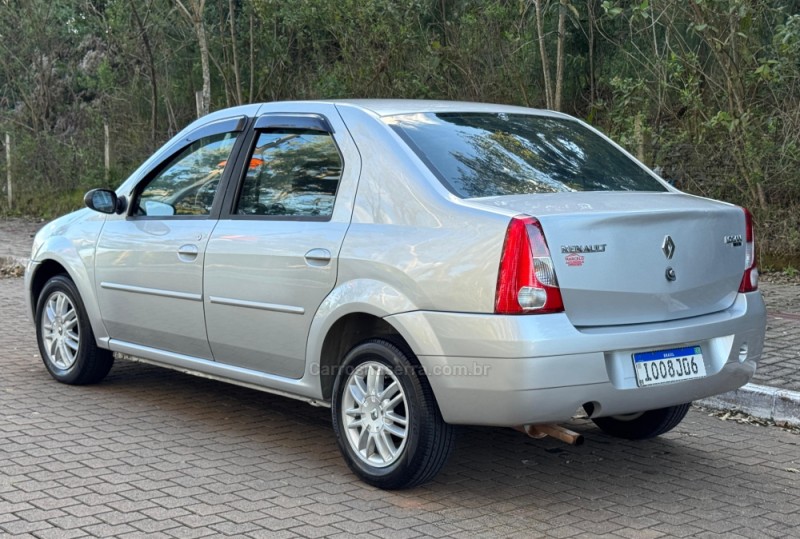 LOGAN 1.6 PRIVILÈGE 16V FLEX 4P MANUAL - 2008 - GUAPORé