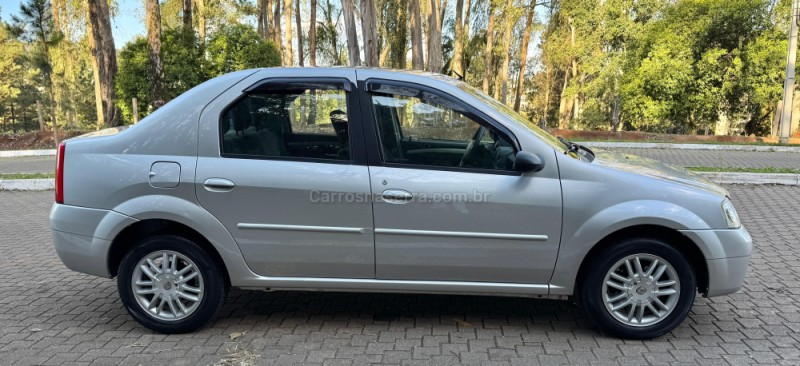 LOGAN 1.6 PRIVILÈGE 16V FLEX 4P MANUAL - 2008 - GUAPORé