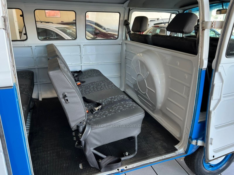 KOMBI 1.6 MI STD LOTAÇÃO 8V GASOLINA 3P MANUAL - 1995 - CAXIAS DO SUL