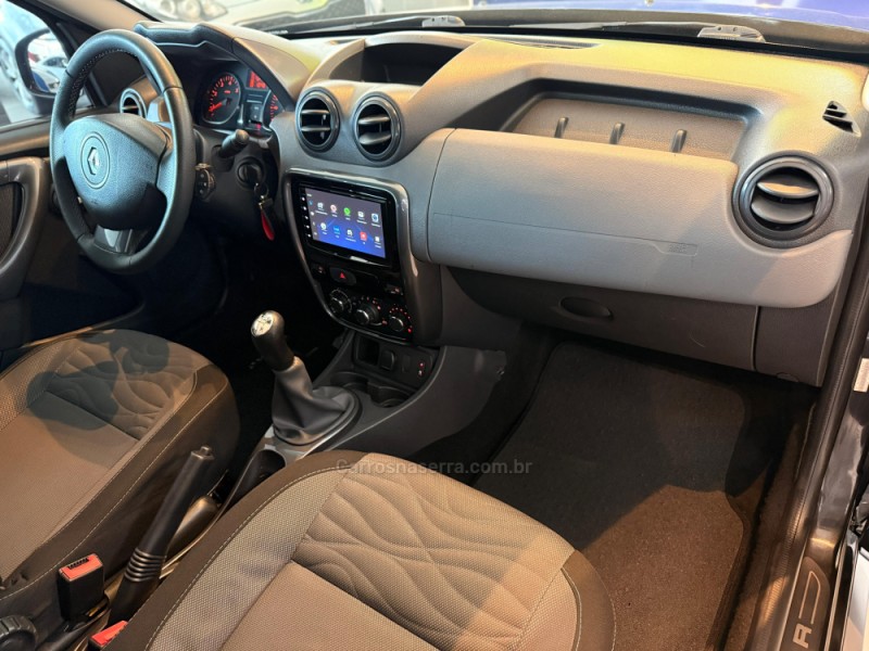 DUSTER 1.6 DYNAMIQUE 4X2 16V FLEX 4P MANUAL - 2013 - SãO LEOPOLDO