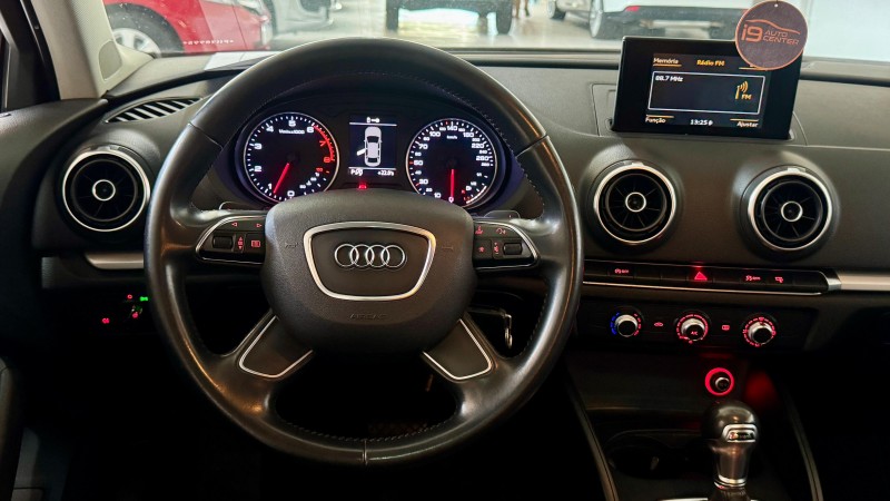 A3 1.4 TFSI ATTRACTION 16V GASOLINA 4P S-TRONIC - 2015 - ESTâNCIA VELHA