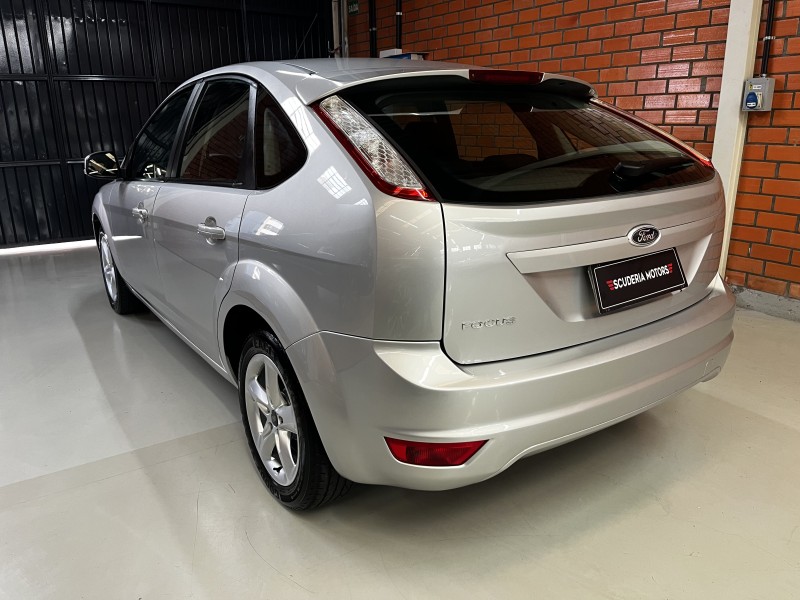 FOCUS 2.0 GLX 16V FLEX 4P MANUAL - 2011 - BENTO GONçALVES