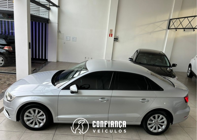 A3 1.4 TFSI SEDAN ATTRACTION 16V GASOLINA 4P S-TRONIC - 2014 - BENTO GONçALVES