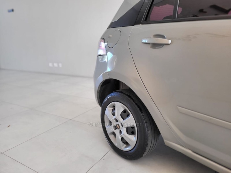 AGILE 1.4 MPFI LT 8V FLEX 4P MANUAL - 2011 - CANELA