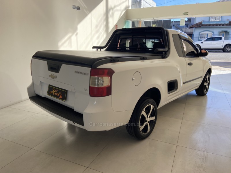 MONTANA 1.4 MPFI LS CS 8V FLEX 2P MANUAL - 2011 - CANELA