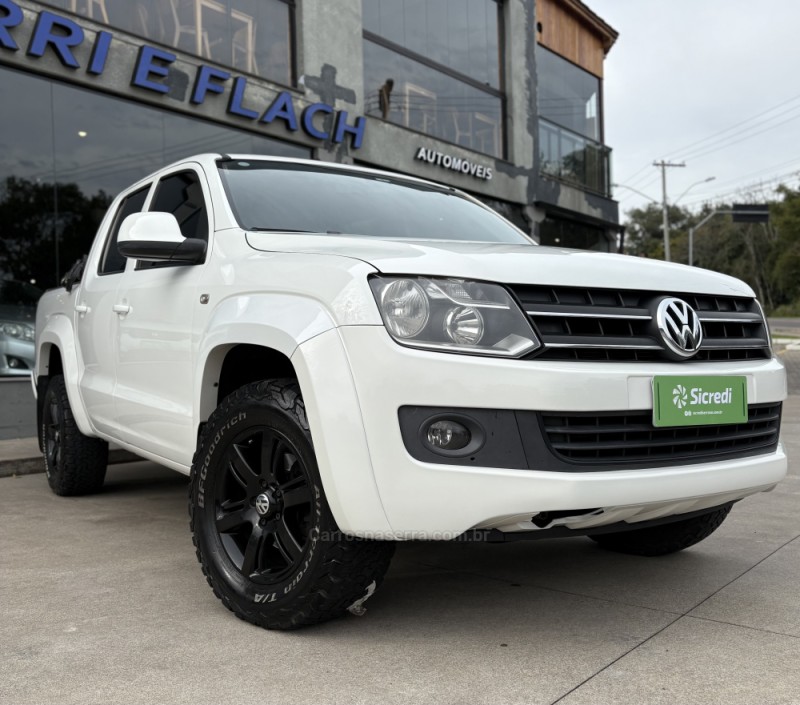 amarok 2.0 trendline 4x4 cd 16v turbo intercooler diesel 4p automatico 2014 garibaldi