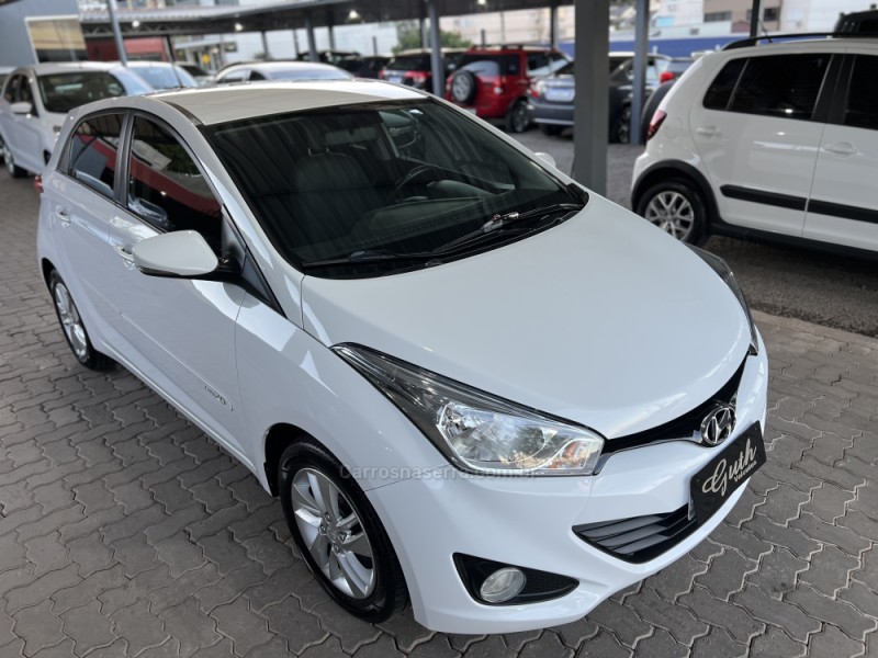 HB20 1.6 PREMIUM 16V FLEX 4P MANUAL - 2014 - BOM PRINCíPIO