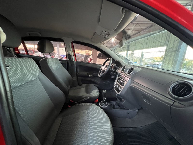 GOL 1.6 MI 8V FLEX 4P MANUAL G.V - 2011 - BOM PRINCíPIO