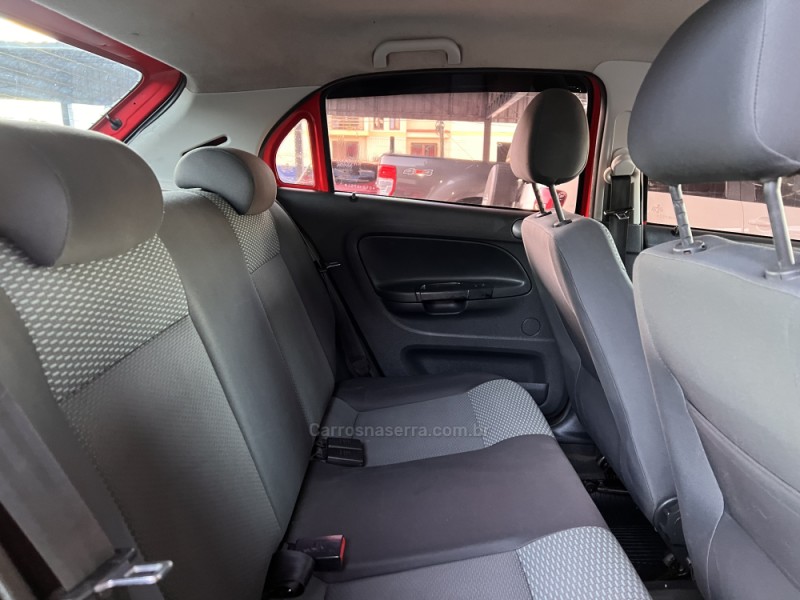 GOL 1.6 MI 8V FLEX 4P MANUAL G.V - 2011 - BOM PRINCíPIO