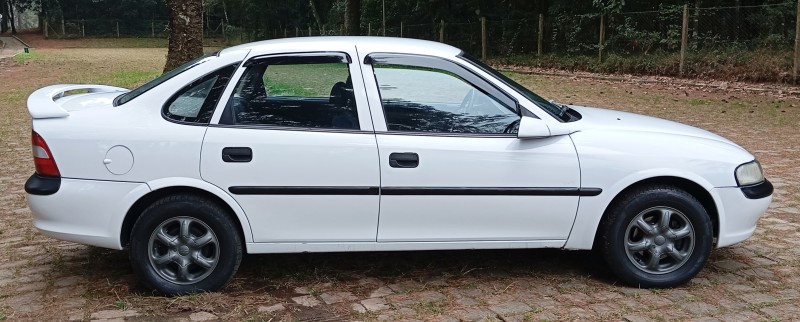 VECTRA 2.0 MPFI GLS 8V GASOLINA 4P MANUAL - 1997 - CAXIAS DO SUL
