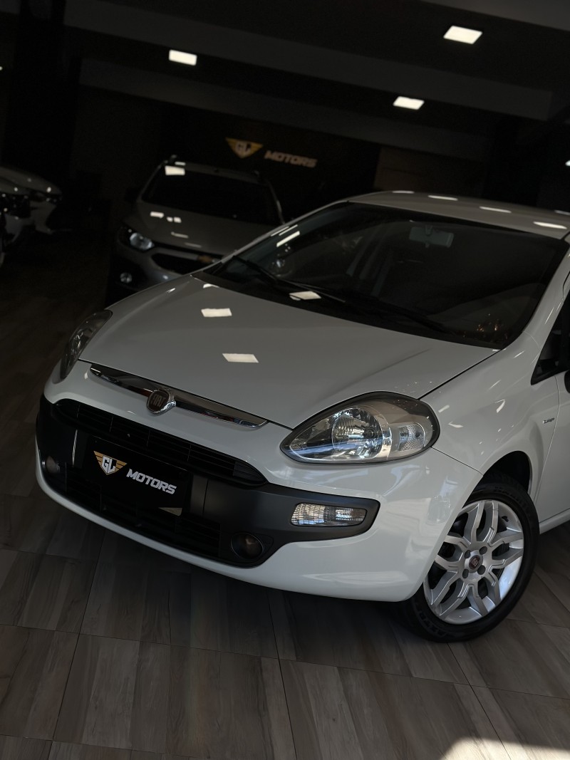 PUNTO 1.6 ESSENCE 16V FLEX 4P AUTOMATIZADO - 2014 - CAXIAS DO SUL