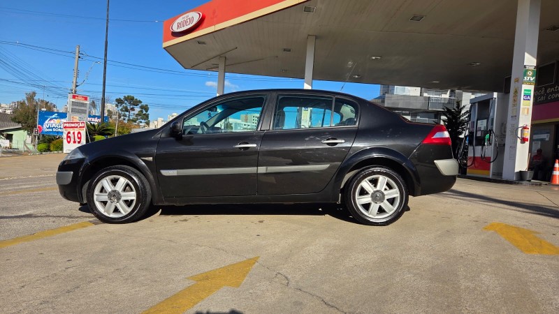 MÉGANE 1.6 DYNAMIQUE 16V FLEX 4P MANUAL - 2009 - CAXIAS DO SUL