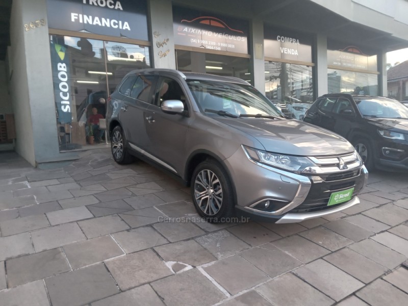 OUTLANDER 2.2 4X4 16V DIESEL 4P AUTOMÁTICO - 2018 - GARIBALDI