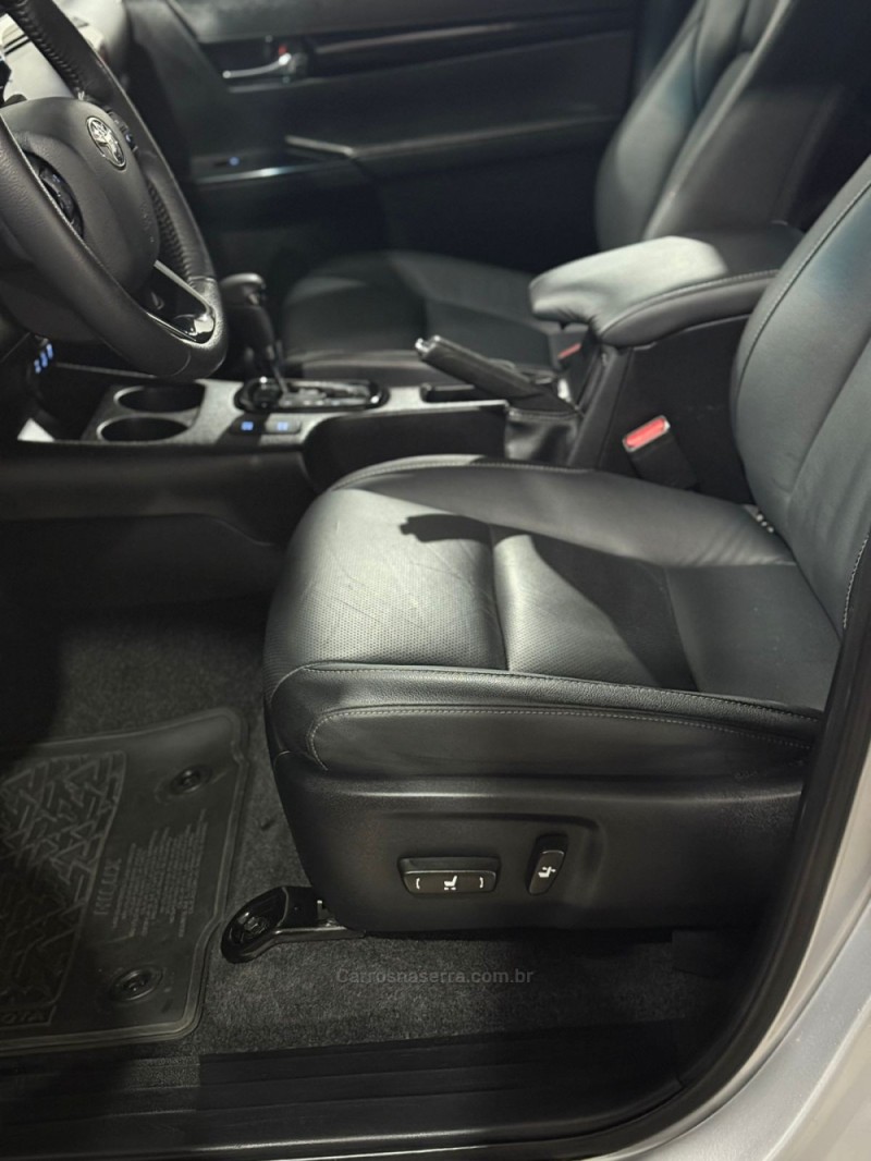 HILUX 2.8 SRX 4X4 CD 16V DIESEL 4P AUTOMÁTICO - 2020 - LAJEADO