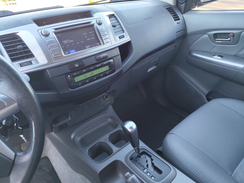 HILUX 2.7 SRV 4X2 CD 16V FLEX 4P AUTOMÁTICO - 2015 - CAXIAS DO SUL