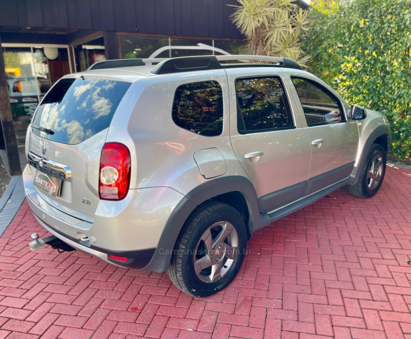 DUSTER 2.0 DYNAMIQUE 4X4 16V FLEX 4P MANUAL - 2013 - ROLANTE