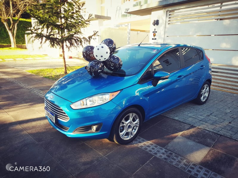fiesta 1.6 se hatch 16v flex 4p automatico 2014 farroupilha