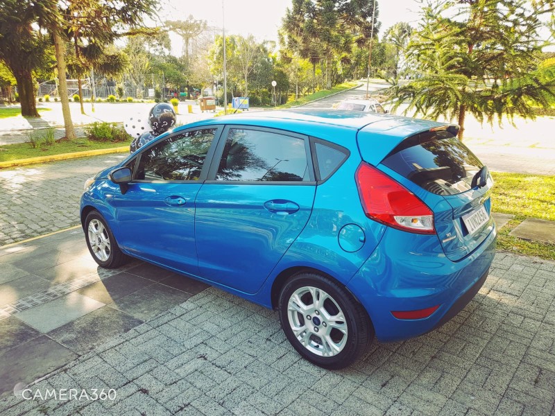 FIESTA 1.6 SE HATCH 16V FLEX 4P AUTOMÁTICO - 2014 - FARROUPILHA