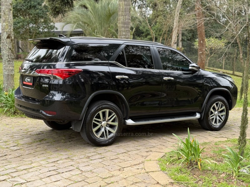 HILUX SW4 2.8 SRX 4X4 16V TURBO INTERCOOLER DIESEL 4P AUTOMÁTICO - 2017 - CARLOS BARBOSA
