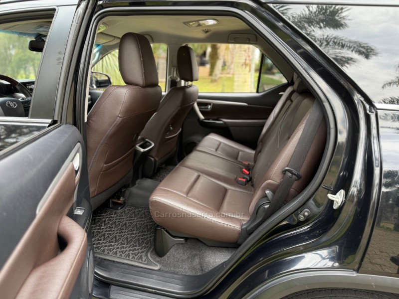 HILUX SW4 2.8 SRX 4X4 16V TURBO INTERCOOLER DIESEL 4P AUTOMÁTICO - 2017 - CARLOS BARBOSA