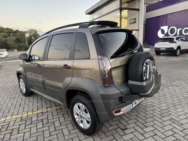 IDEA 1.8 MPI ADVENTURE 16V FLEX 4P MANUAL - 2015 - VERANóPOLIS