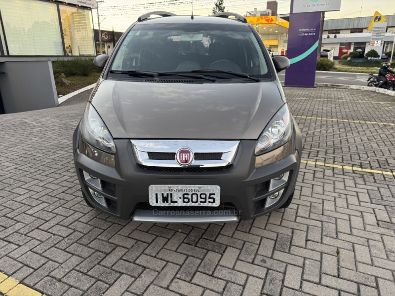 IDEA 1.8 MPI ADVENTURE 16V FLEX 4P MANUAL - 2015 - VERANóPOLIS