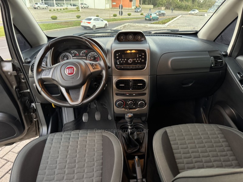 IDEA 1.8 MPI ADVENTURE 16V FLEX 4P MANUAL - 2015 - VERANóPOLIS