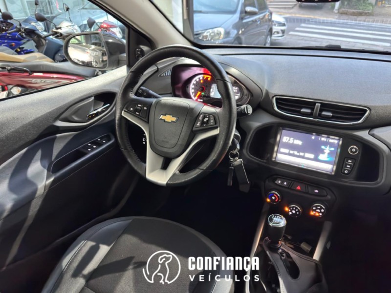 ONIX 1.4 MPFI ACTIV 8V FLEX 4P MANUAL - 2019 - BENTO GONçALVES