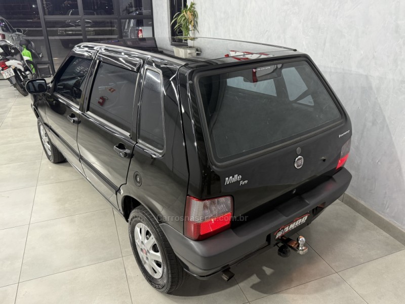 UNO 1.0 MPI MILLE FIRE ECONOMY 8V FLEX 4P MANUAL - 2012 - SAPIRANGA
