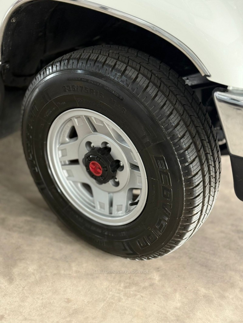 HILUX SW4 2.8 4X4 8V DIESEL 4P MANUAL - 1995 - LAJEADO
