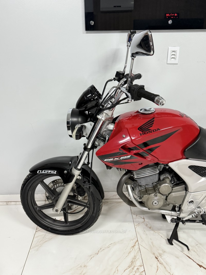 CBX 250 TWISTER  - 2008 - SAPIRANGA