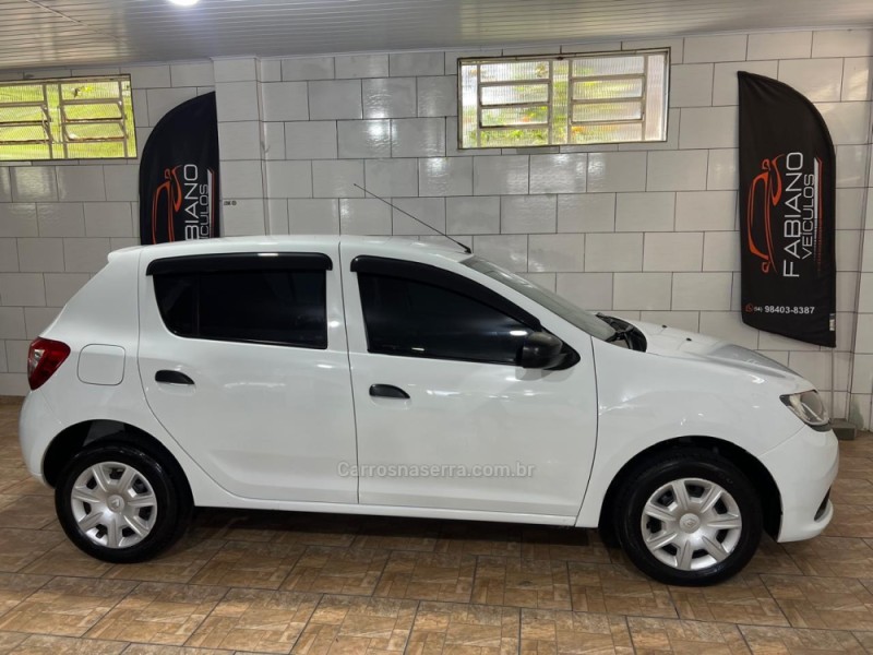 SANDERO 1.0 AUTHENTIQUE 16V FLEX 4P MANUAL - 2017 - BENTO GONçALVES