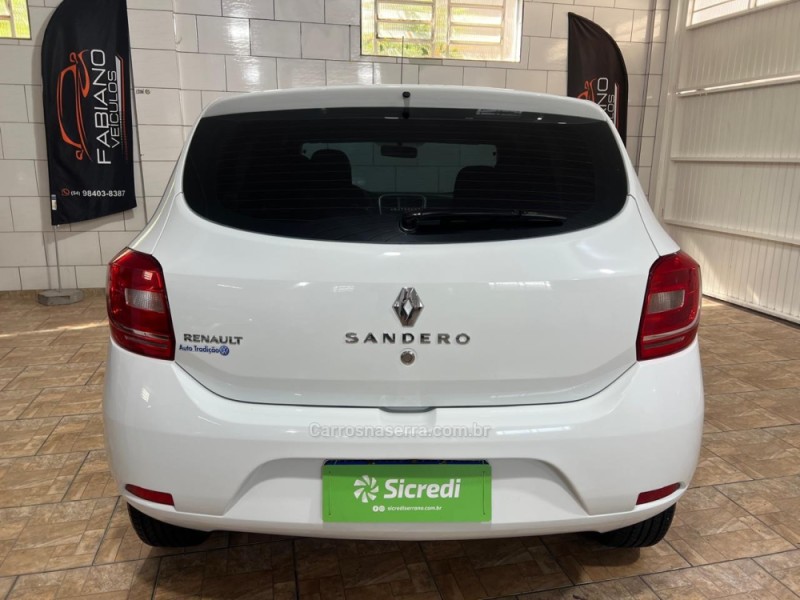 SANDERO 1.0 AUTHENTIQUE 16V FLEX 4P MANUAL - 2017 - BENTO GONçALVES