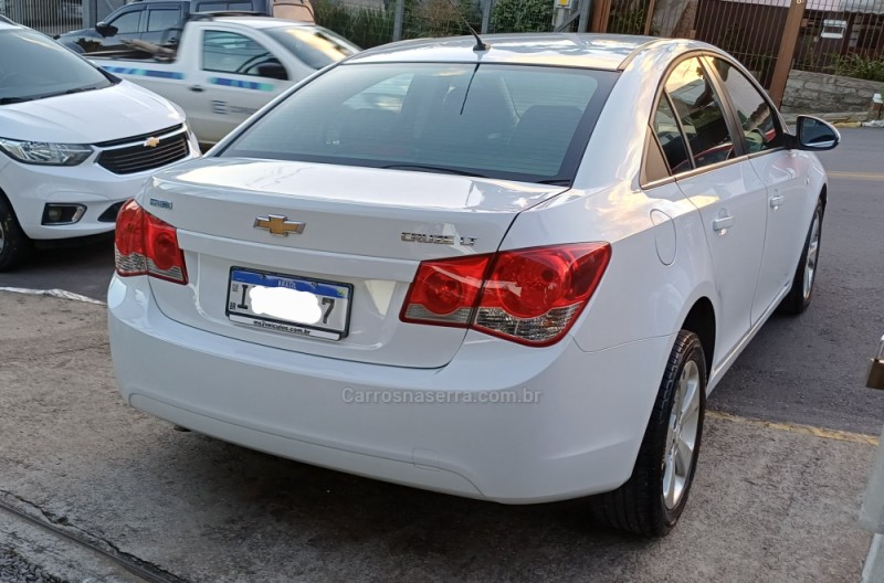 CRUZE 1.8 LT 16V FLEX 4P MANUAL - 2012 - FARROUPILHA