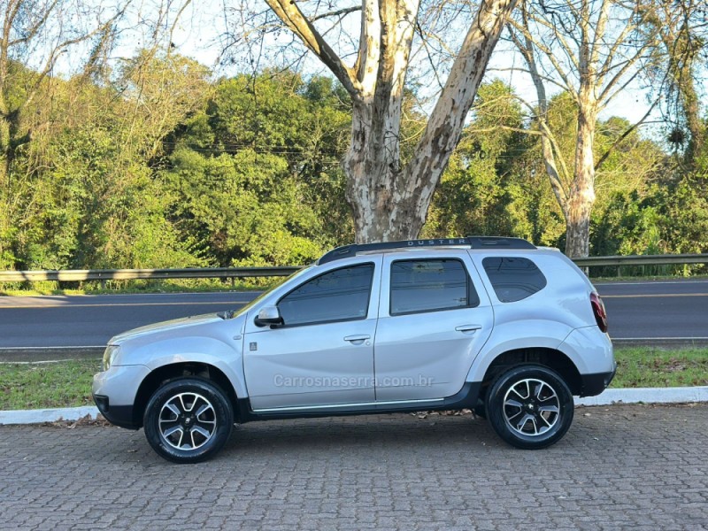 DUSTER 1.6 DAKAR 4X2 16V FLEX 4P MANUAL - 2016 - DOIS IRMãOS