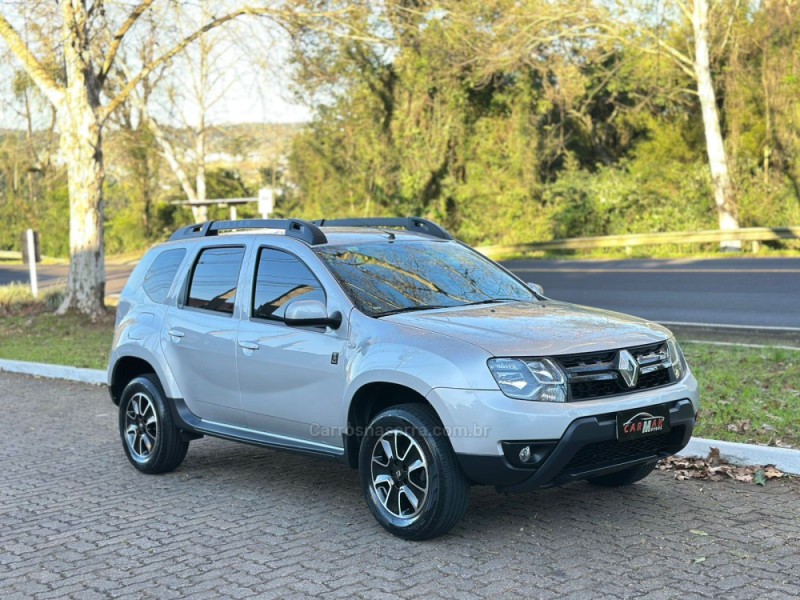 DUSTER 1.6 DAKAR 4X2 16V FLEX 4P MANUAL - 2016 - DOIS IRMãOS