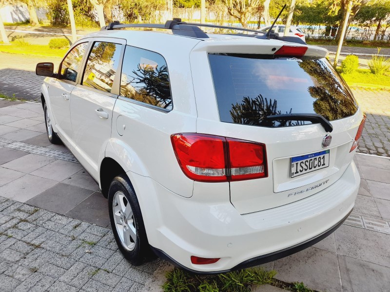 FREEMONT 2.4 EMOTION 16V GASOLINA 4P AUTOMÁTICO - 2012 - FARROUPILHA