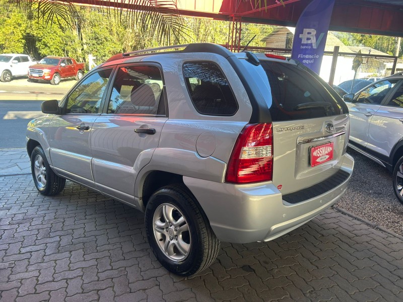 SPORTAGE 2.0 LX 4X2 16V FLEX 4P MANUAL - 2008 - TRêS COROAS