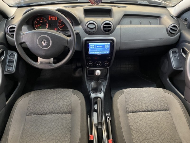 DUSTER 1.6 EXPRESSION 4X2 16V FLEX 4P MANUAL - 2013 - CAXIAS DO SUL