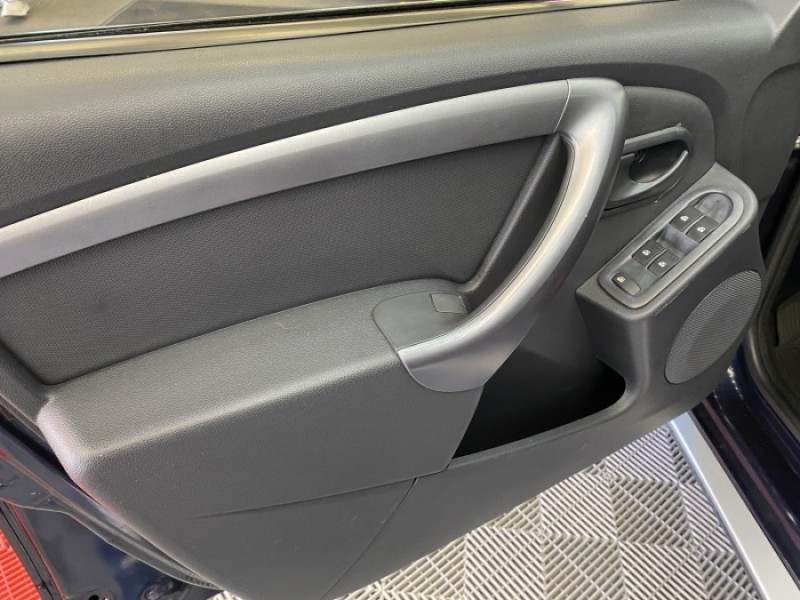DUSTER 1.6 EXPRESSION 4X2 16V FLEX 4P MANUAL - 2013 - CAXIAS DO SUL
