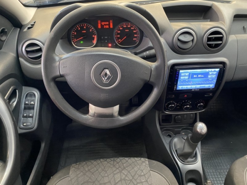 DUSTER 1.6 EXPRESSION 4X2 16V FLEX 4P MANUAL - 2013 - CAXIAS DO SUL
