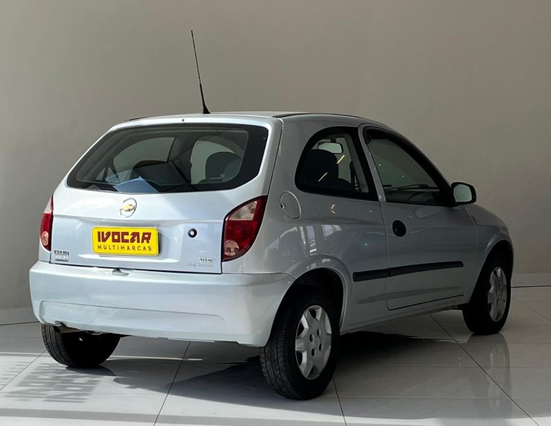 CELTA 1.0 MPFI LIFE 8V FLEX 4P MANUAL - 2008 - VACARIA