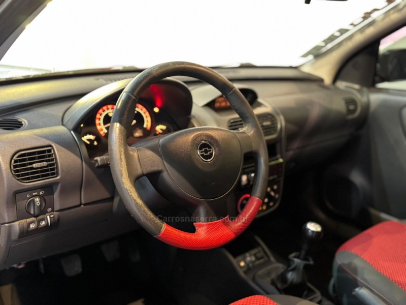 CORSA 1.8 MPFI SS 8V FLEX 4P MANUAL - 2009 - ESTâNCIA VELHA