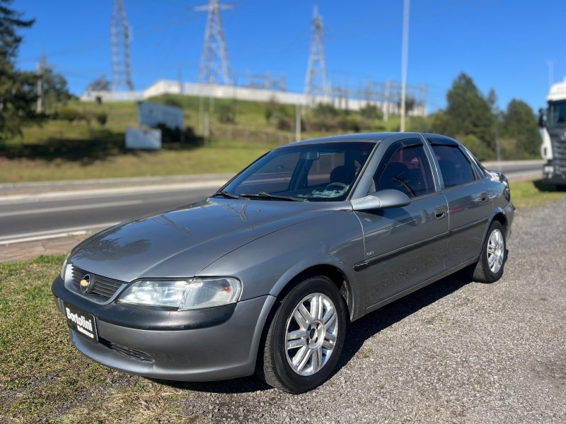 VECTRA 2.0 MPFI GLS 8V GASOLINA 4P MANUAL - 1997 - FARROUPILHA